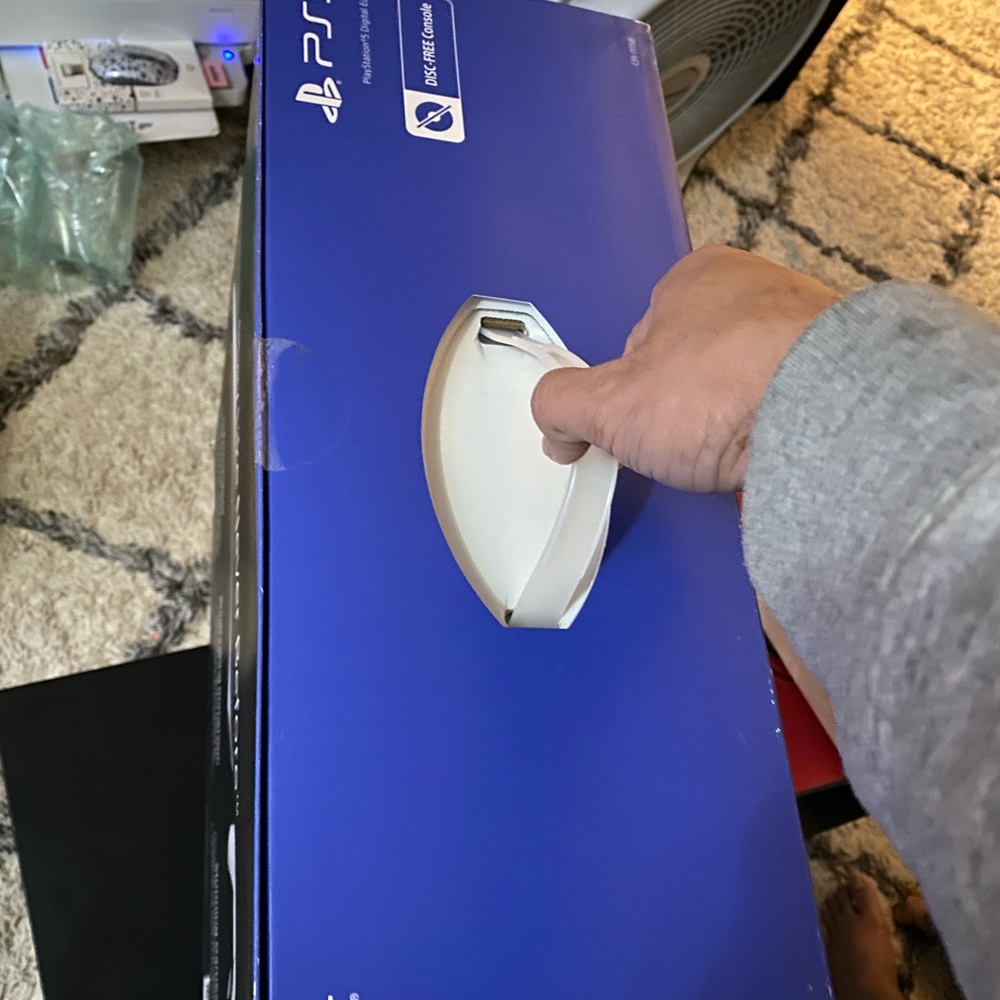 Ps5 Sony unboxed brand new 825gb